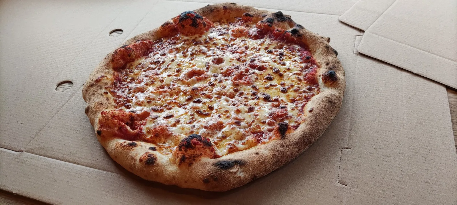 Tiago's Pizza Van · Photos 5