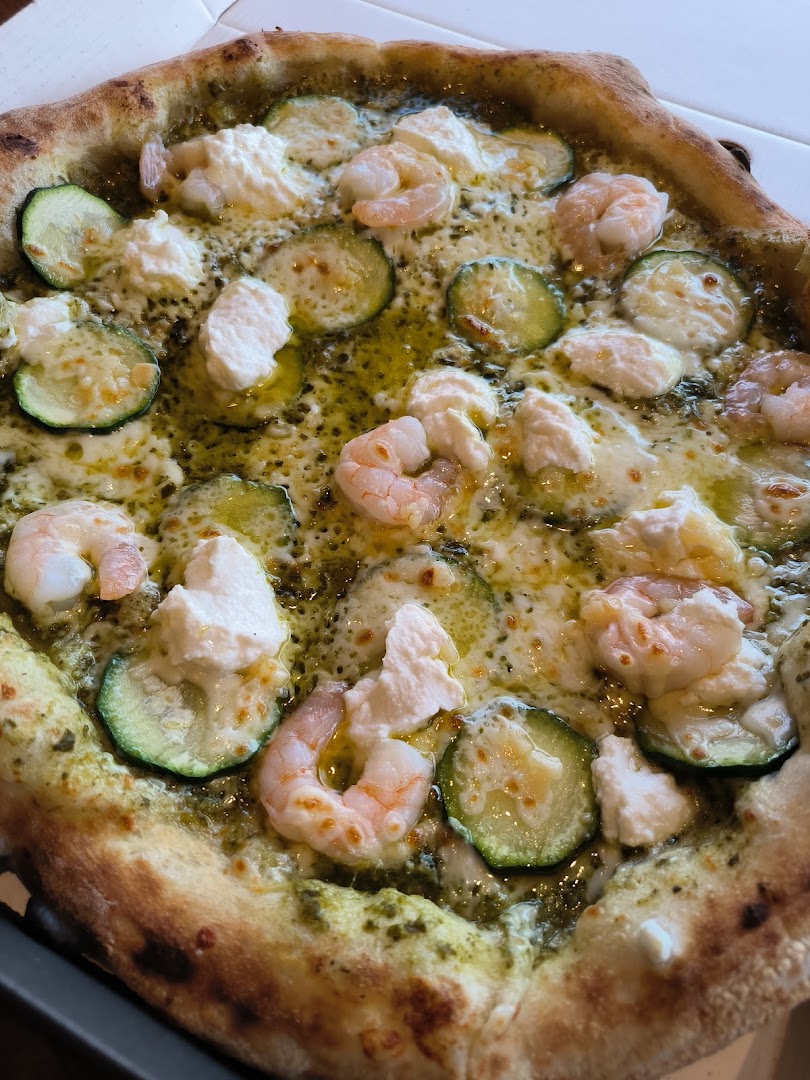Tiago's Pizza Van · Photos 9