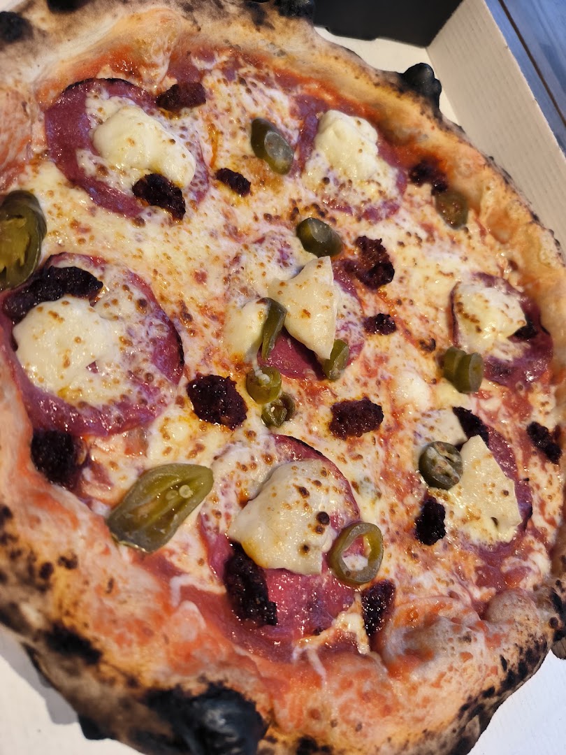 Tiago's Pizza Van · Photos 11